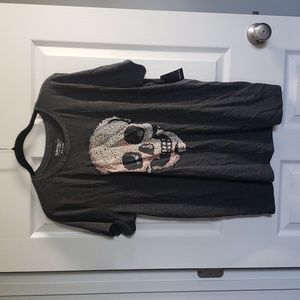 ☆NWT Torrid Skull Tee